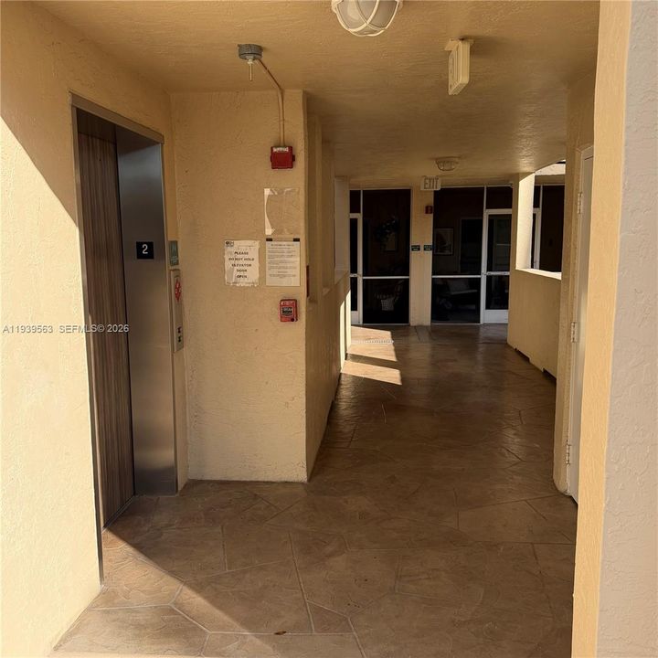 For Rent: $2,490 (2 beds, 2 baths, 1469 Square Feet)