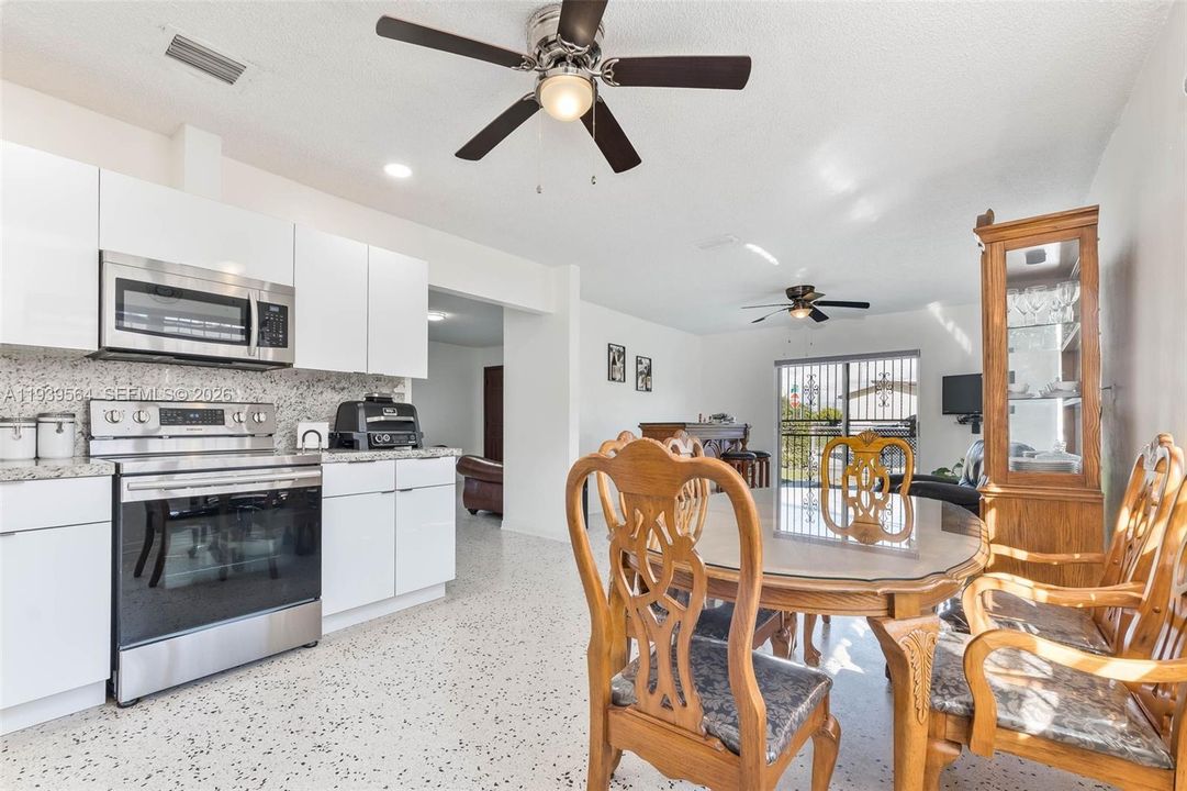 For Sale: $499,000 (0 beds, 0 baths, 1430 Square Feet)