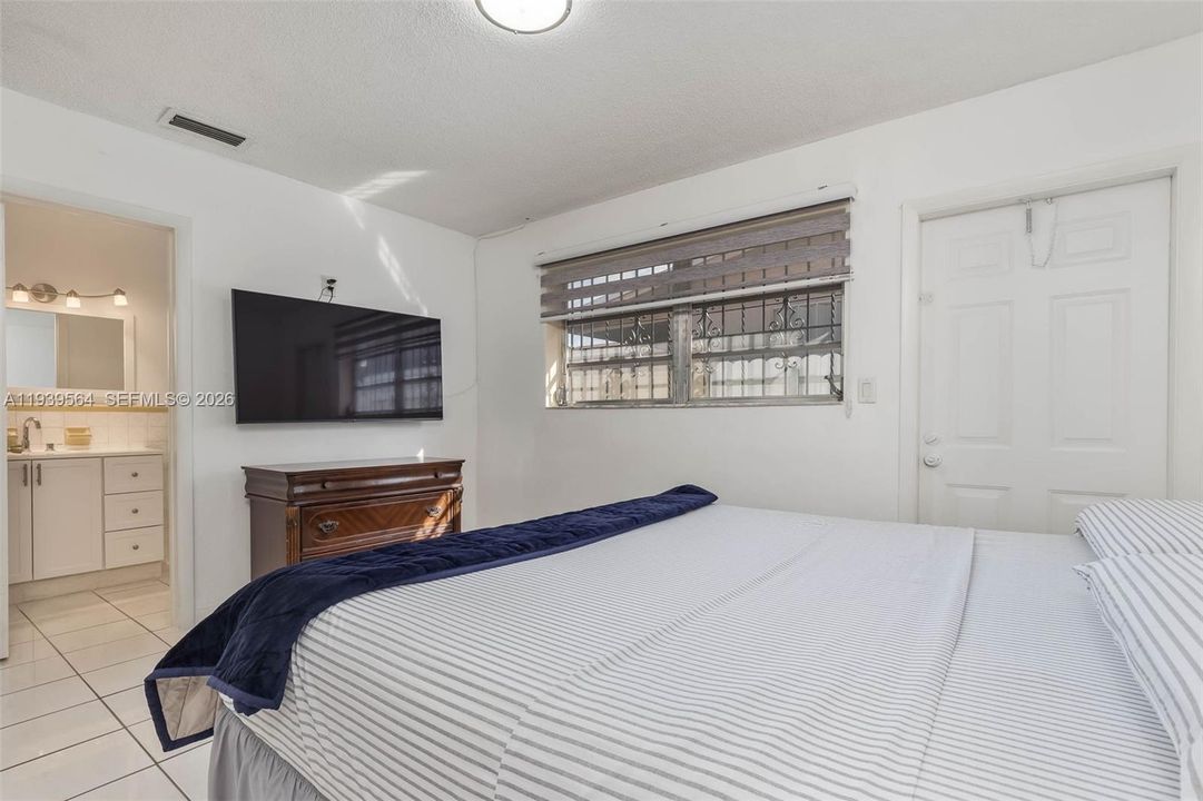 For Sale: $499,000 (0 beds, 0 baths, 1430 Square Feet)