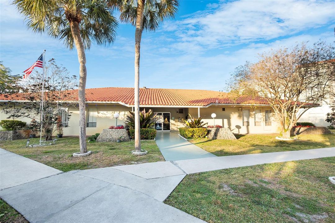 Library, Exercise Room, Game Room & More