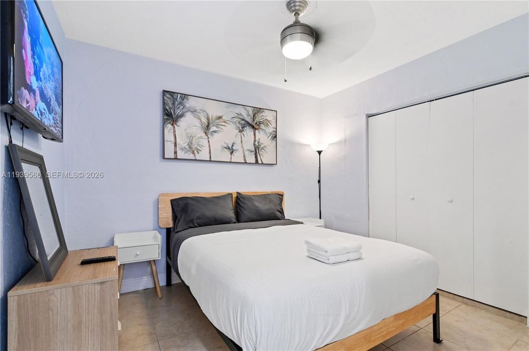 В аренду: $8,500 (4 спален, 2 ванн, 1668 Квадратных фут)