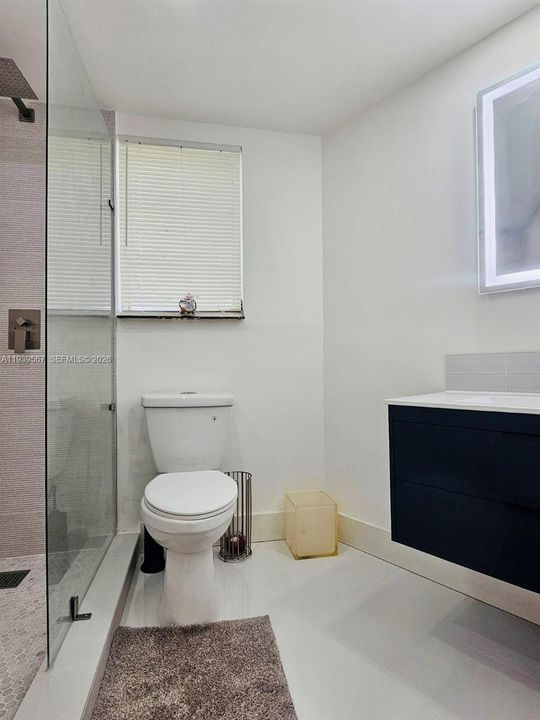 待售: $178,000 (1 贝兹, 1 浴室, 660 平方英尺)