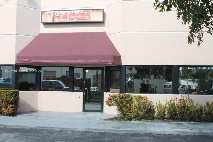 出租: $2,900 (0 贝兹, 0 浴室, 0 平方英尺)