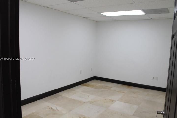 出租: $2,900 (0 贝兹, 0 浴室, 0 平方英尺)