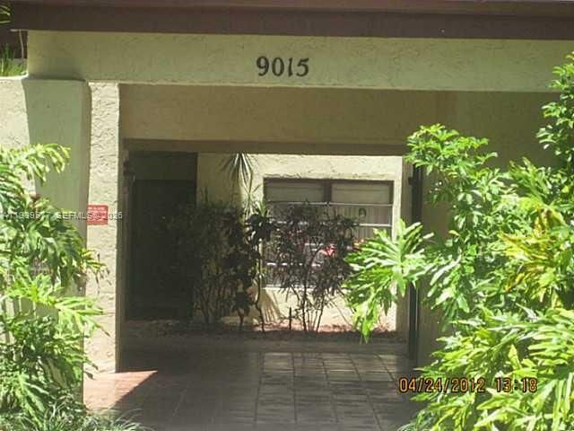 Activo con contrato: $275,000 (2 camas, 2 baños, 1040 Pies cuadrados)