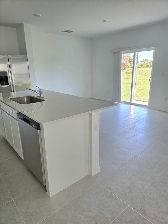 出租: $2,900 (4 贝兹, 2 浴室, 0 平方英尺)