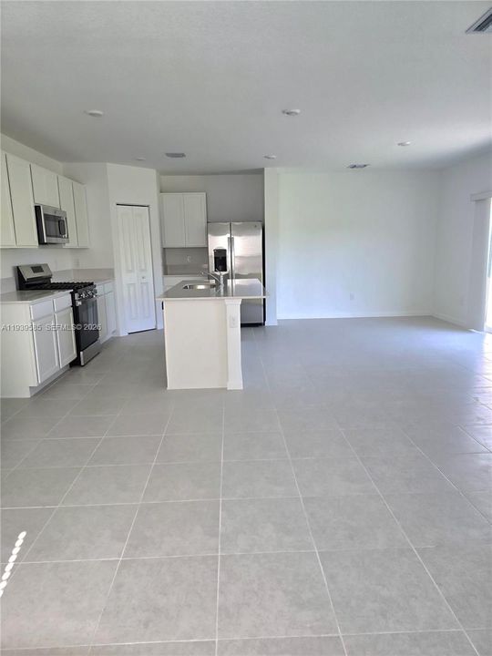 出租: $2,900 (4 贝兹, 2 浴室, 0 平方英尺)