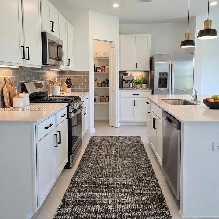 出租: $2,900 (4 贝兹, 2 浴室, 0 平方英尺)