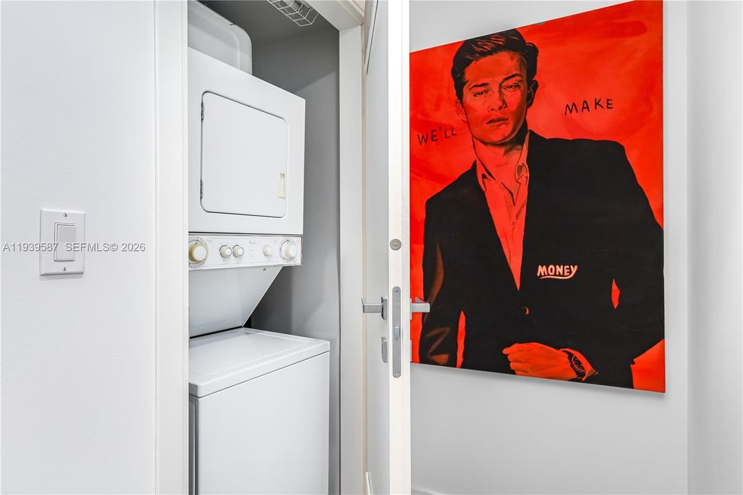 En Venta: $1,200,000 (1 camas, 1 baños, 1000 Pies cuadrados)