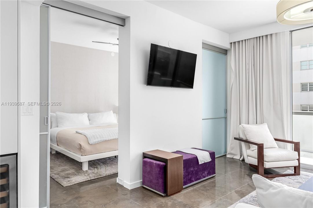 En Venta: $1,200,000 (1 camas, 1 baños, 1000 Pies cuadrados)