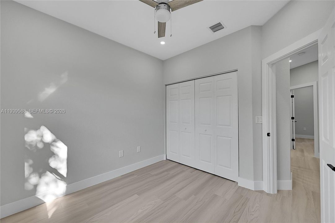 For Sale: $545,000 (3 beds, 2 baths, 1442 Square Feet)