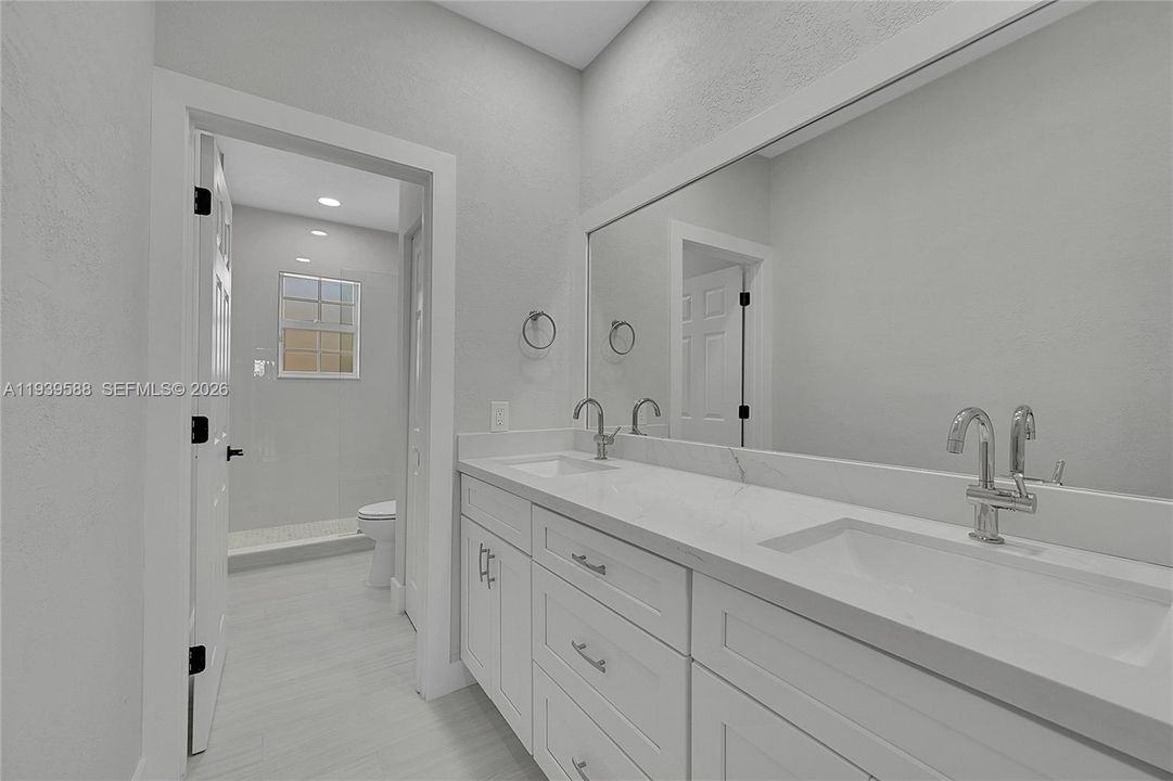 For Sale: $545,000 (3 beds, 2 baths, 1442 Square Feet)