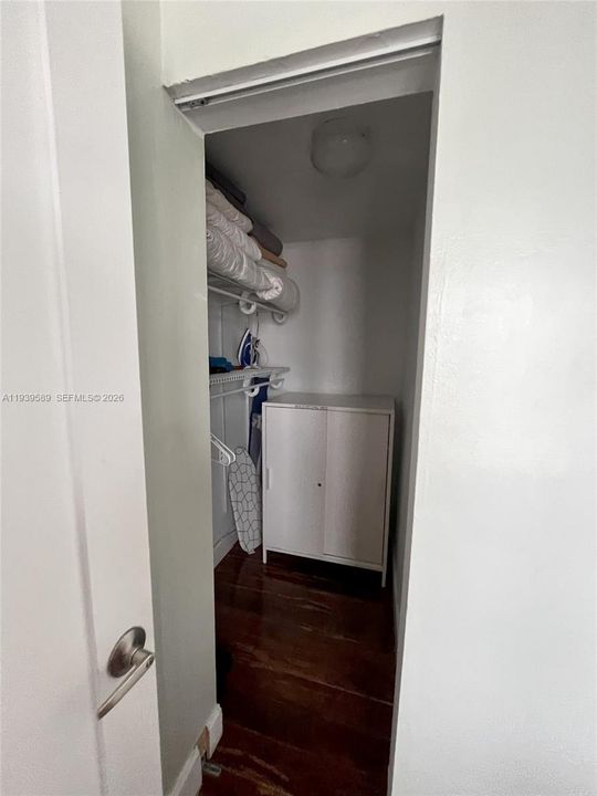 En Venta: $319,000 (2 camas, 2 baños, 570 Pies cuadrados)