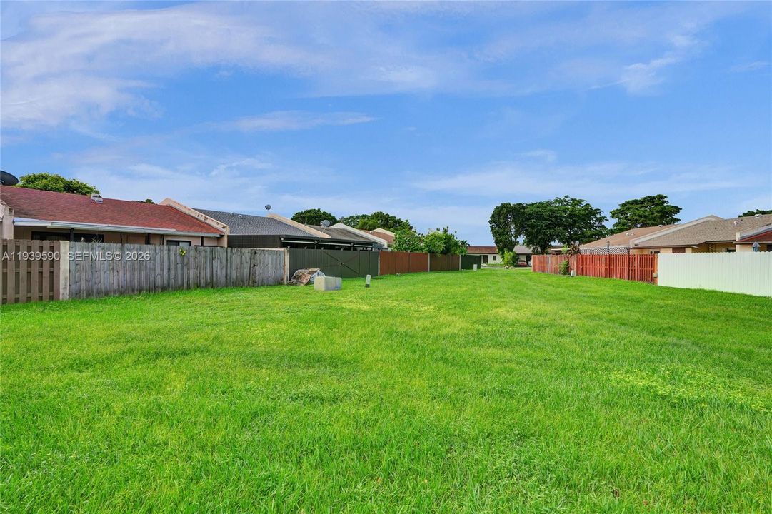 В аренду: $3,000 (3 спален, 2 ванн, 1061 Квадратных фут)