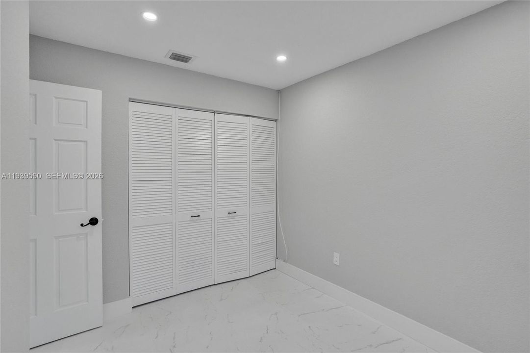 В аренду: $3,000 (3 спален, 2 ванн, 1061 Квадратных фут)