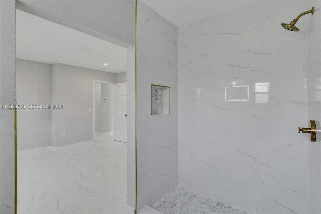 В аренду: $3,000 (3 спален, 2 ванн, 1061 Квадратных фут)