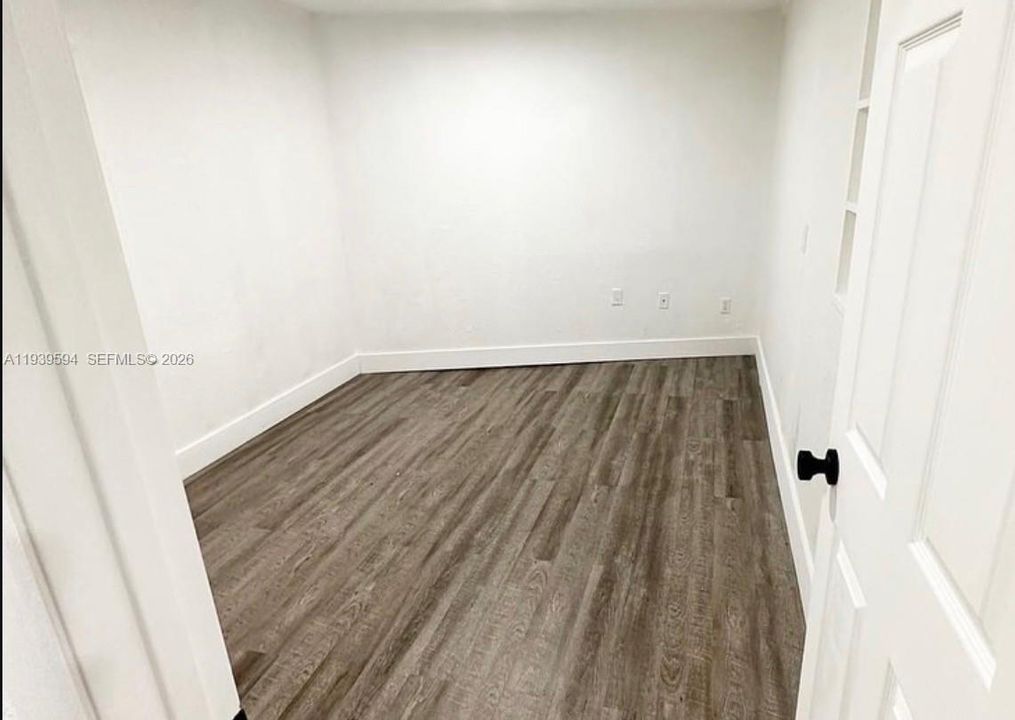 待售: $1,250,000 (7 贝兹, 5 浴室, 2394 平方英尺)