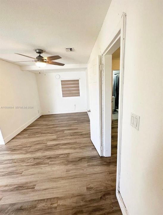 待售: $1,250,000 (7 贝兹, 5 浴室, 2394 平方英尺)