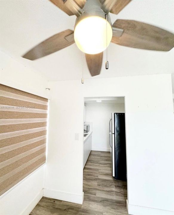 待售: $1,250,000 (7 贝兹, 5 浴室, 2394 平方英尺)