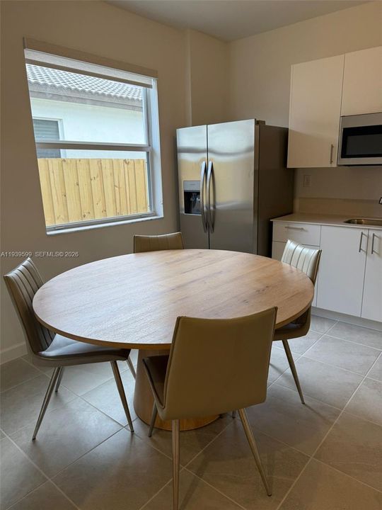 For Rent: $2,000 (2 beds, 1 baths, 0 Square Feet)