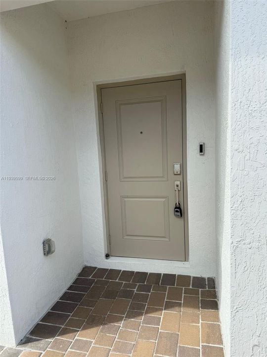 For Rent: $2,000 (2 beds, 1 baths, 0 Square Feet)