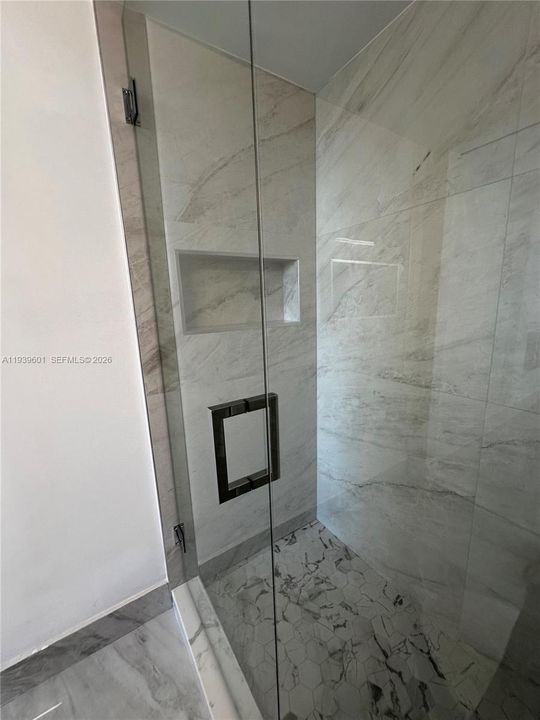 En Renta: $2,750 (2 camas, 2 baños, 1037 Pies cuadrados)