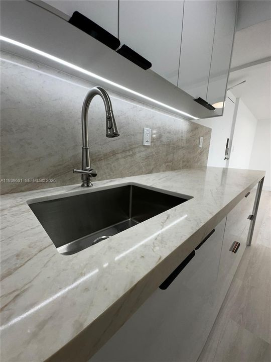 En Renta: $2,750 (2 camas, 2 baños, 1037 Pies cuadrados)