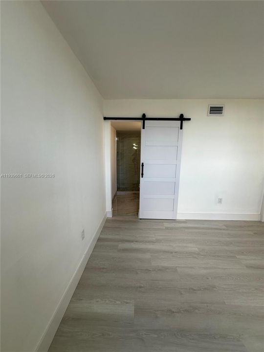 En Renta: $2,750 (2 camas, 2 baños, 1037 Pies cuadrados)