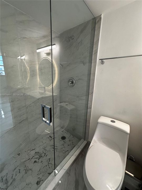 En Renta: $2,750 (2 camas, 2 baños, 1037 Pies cuadrados)