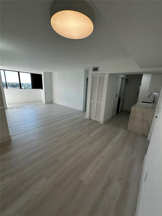 En Renta: $2,750 (2 camas, 2 baños, 1037 Pies cuadrados)