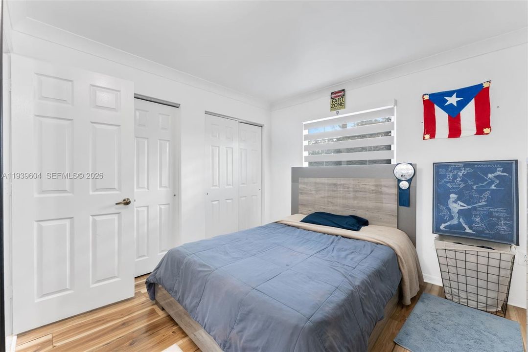 En Venta: $694,900 (3 camas, 2 baños, 1980 Pies cuadrados)