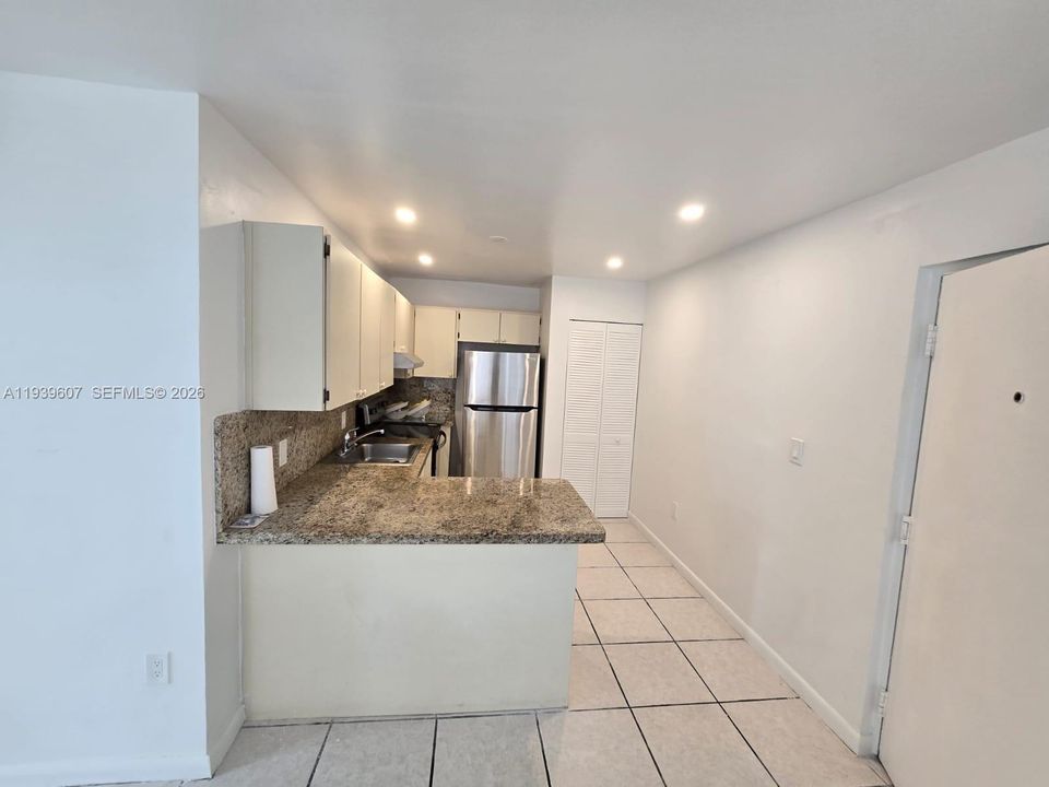 En Renta: $2,400 (2 camas, 1 baños, 810 Pies cuadrados)