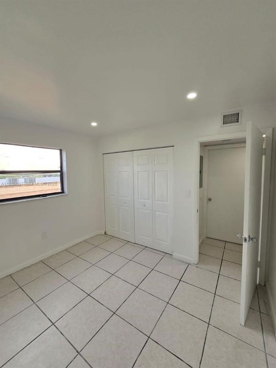 En Renta: $2,400 (2 camas, 1 baños, 810 Pies cuadrados)