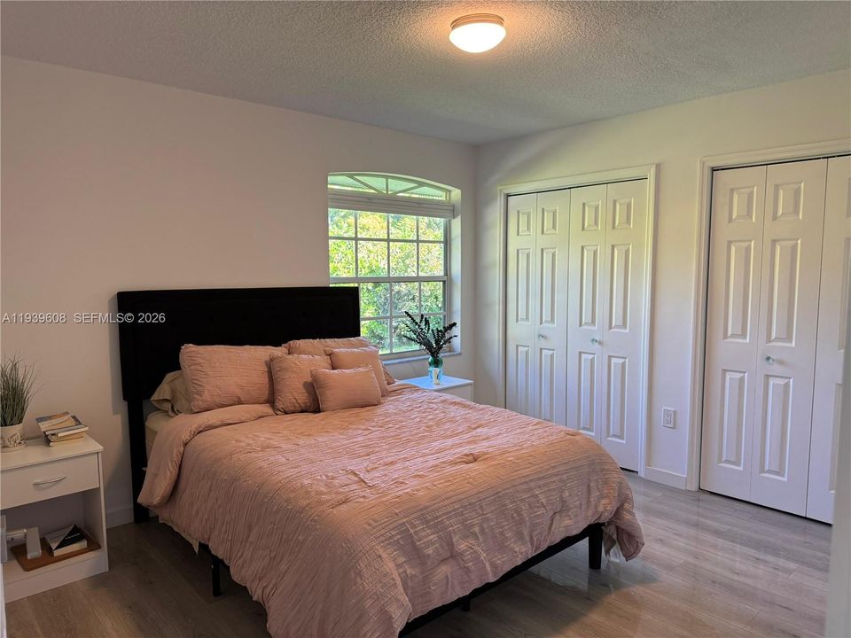 待售: $1,750,000 (5 贝兹, 4 浴室, 0 平方英尺)