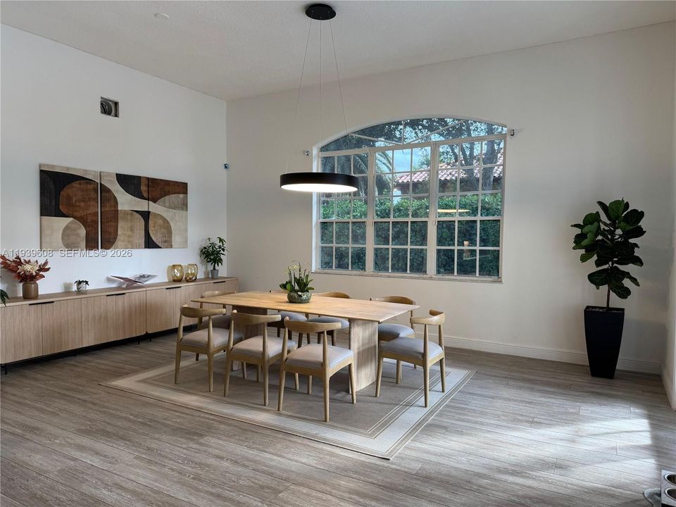 待售: $1,750,000 (5 贝兹, 4 浴室, 0 平方英尺)