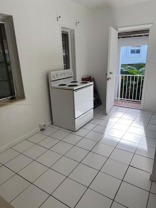 В аренду: $1,550 (1 спален, 1 ванн, 0 Квадратных фут)