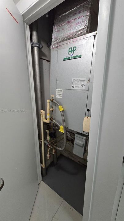 En Venta: $305,000 (1 camas, 2 baños, 804 Pies cuadrados)