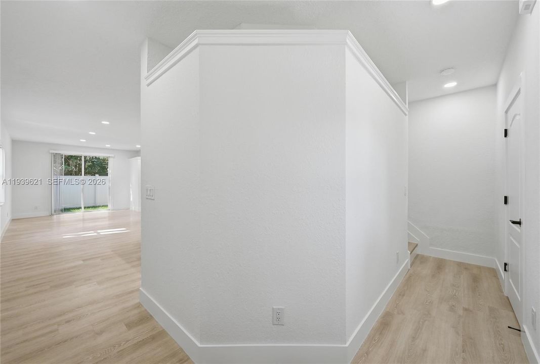 На продажу: $439,999 (3 спален, 2 ванн, 1524 Квадратных фут)