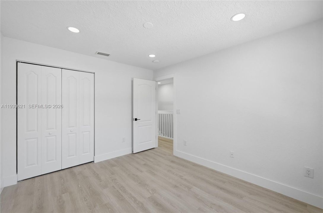 На продажу: $439,999 (3 спален, 2 ванн, 1524 Квадратных фут)