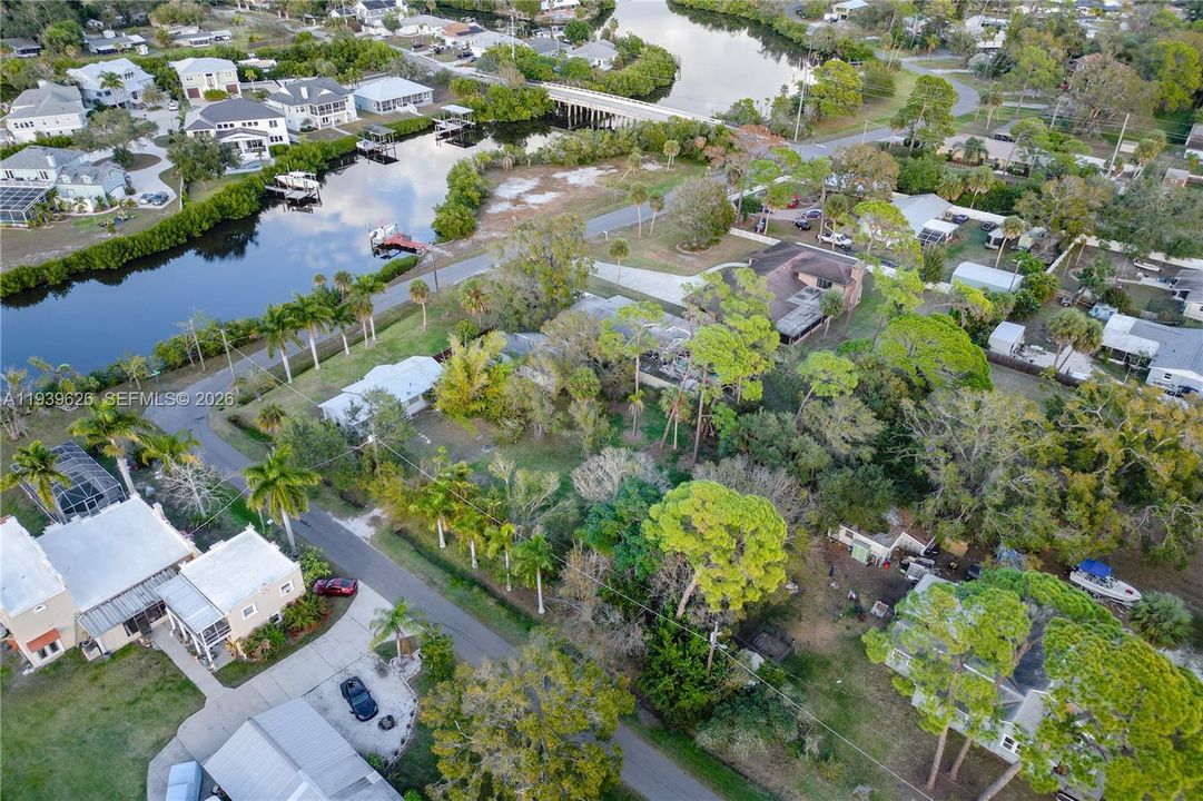 На продажу: $250,000 (0.60 acres)