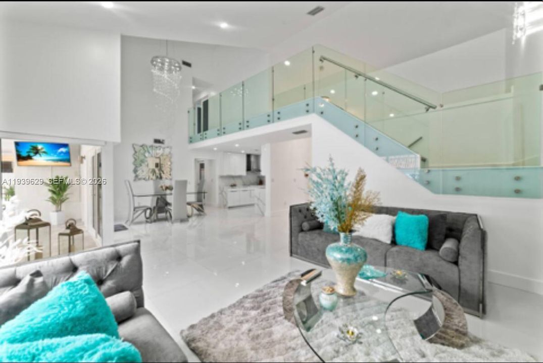 В аренду: $6,500 (4 спален, 2 ванн, 2270 Квадратных фут)