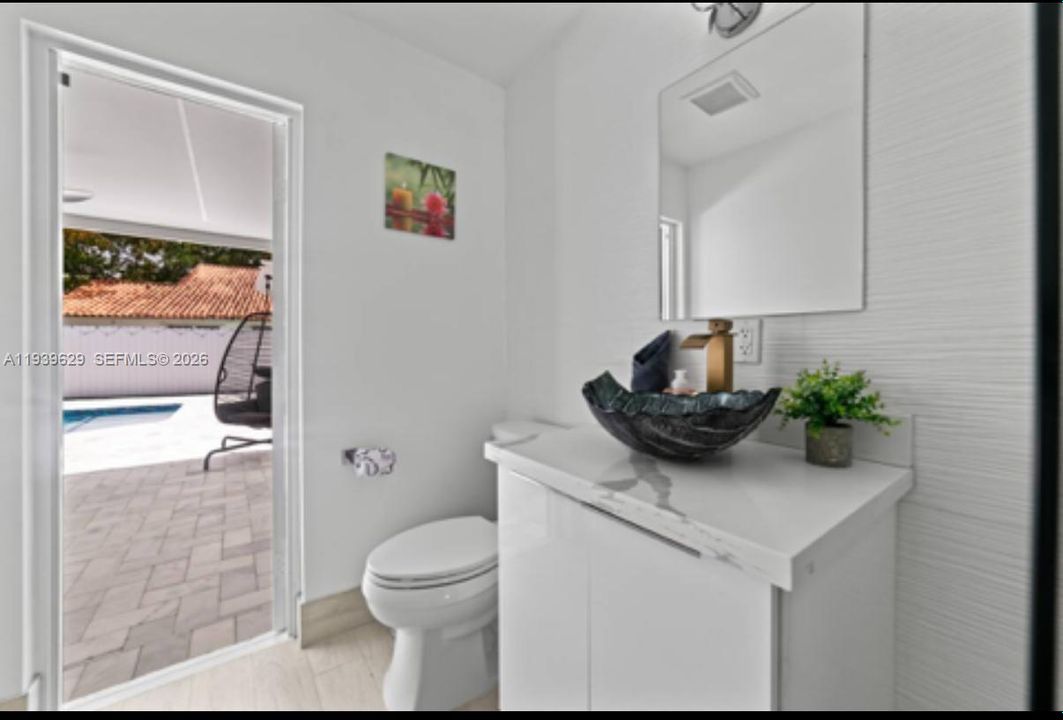 В аренду: $6,500 (4 спален, 2 ванн, 2270 Квадратных фут)