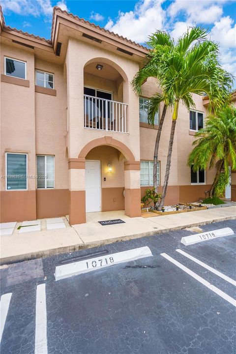 В аренду: $3,000 (3 спален, 2 ванн, 1384 Квадратных фут)