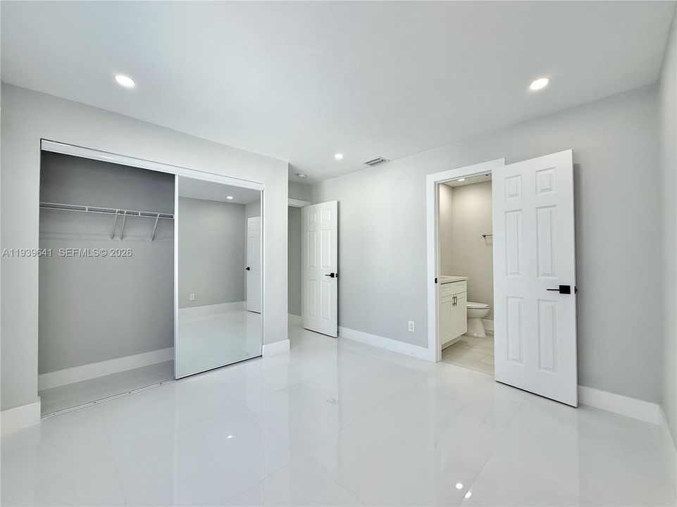 En Venta: $535,000 (2 camas, 2 baños, 1024 Pies cuadrados)