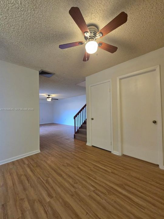 En Venta: $255,000 (2 camas, 2 baños, 1236 Pies cuadrados)