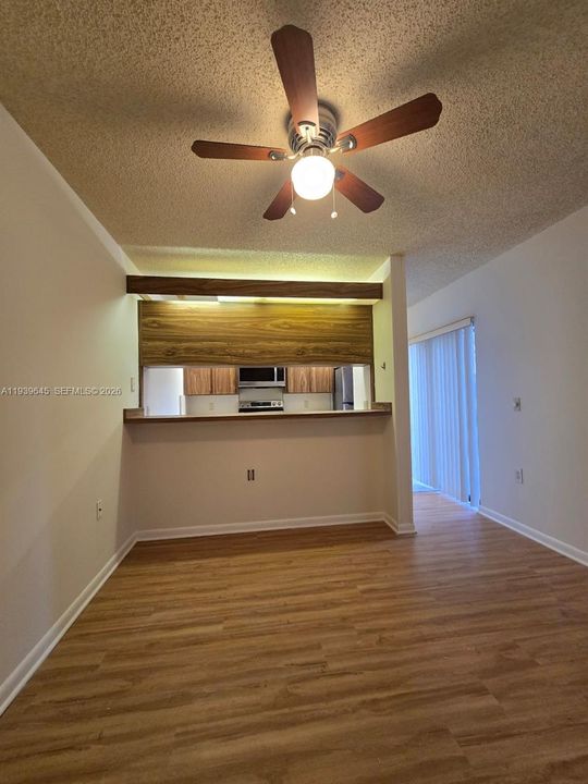 En Venta: $255,000 (2 camas, 2 baños, 1236 Pies cuadrados)