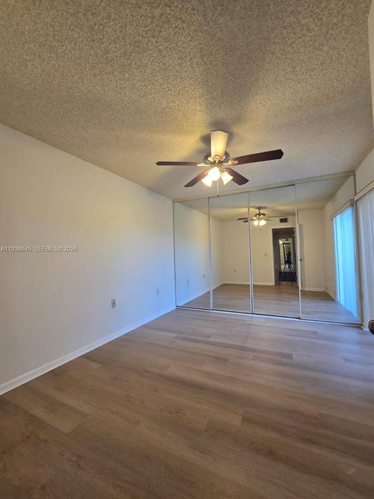 En Venta: $255,000 (2 camas, 2 baños, 1236 Pies cuadrados)