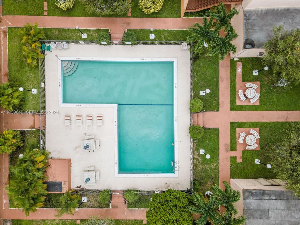 В аренду: $2,300 (2 спален, 2 ванн, 1080 Квадратных фут)