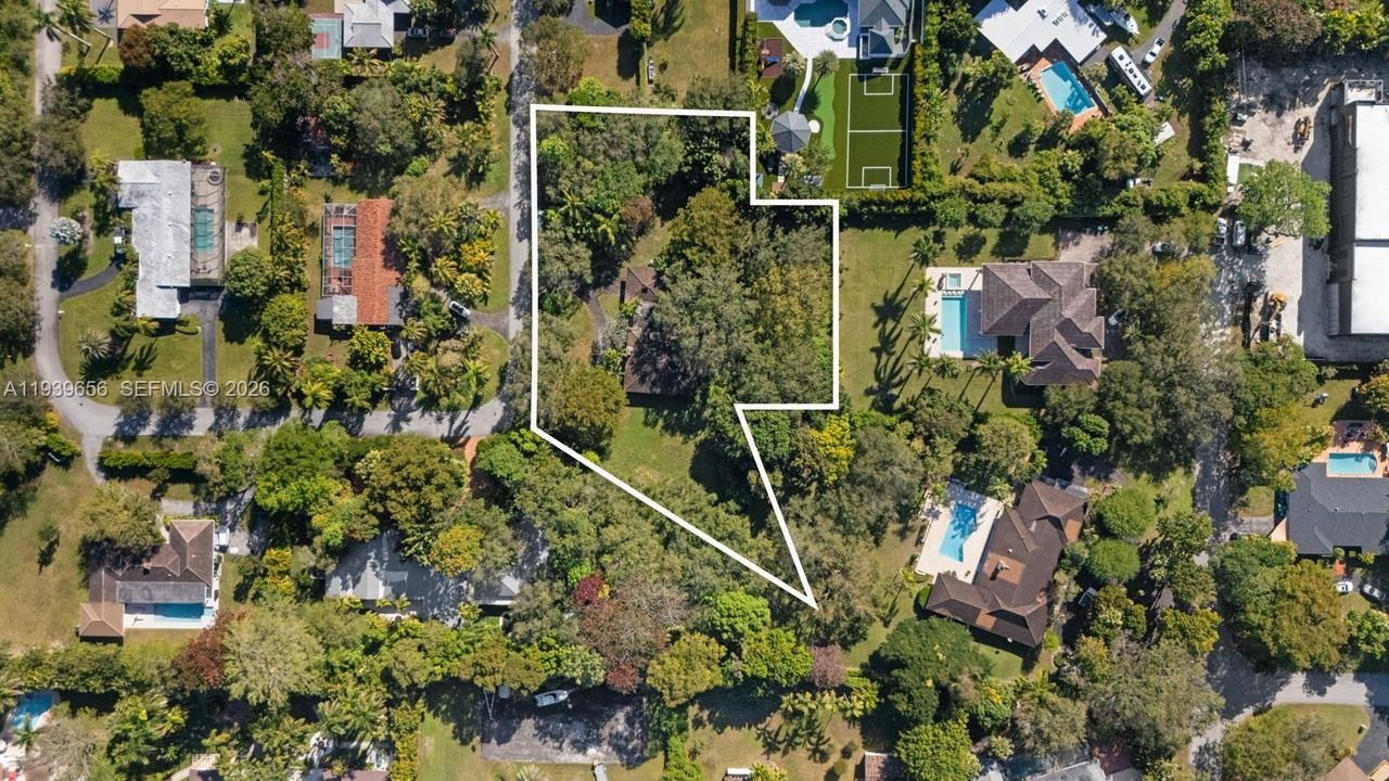 For Sale: $2,800,000 (1.30 acres)