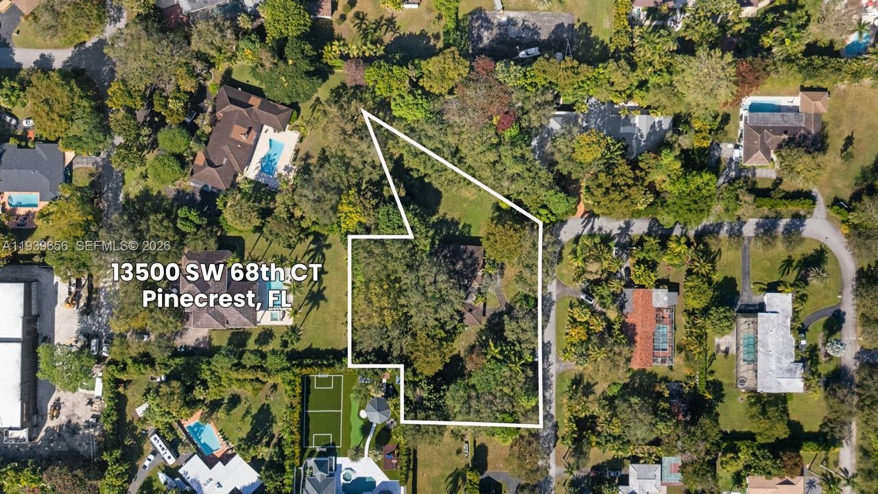 For Sale: $2,800,000 (1.30 acres)